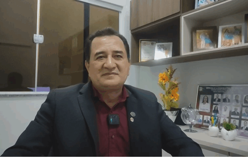  Criança aguarda por cirurgia a mais ou menos um ano relata Luiz do Conselho.