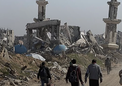  Jornalista que faz cobertura da guerra alerta que vai morrer de fome.