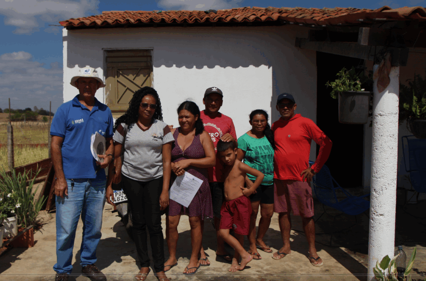  Programa fomento rural atende famílias de Várzea Alegre.