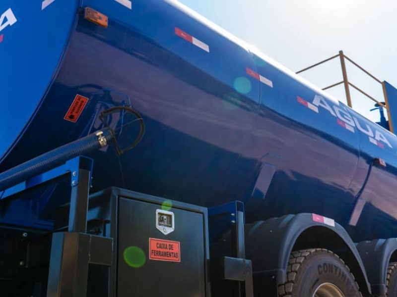 armac-locacao-de-caminhao-pipa-azul-blog